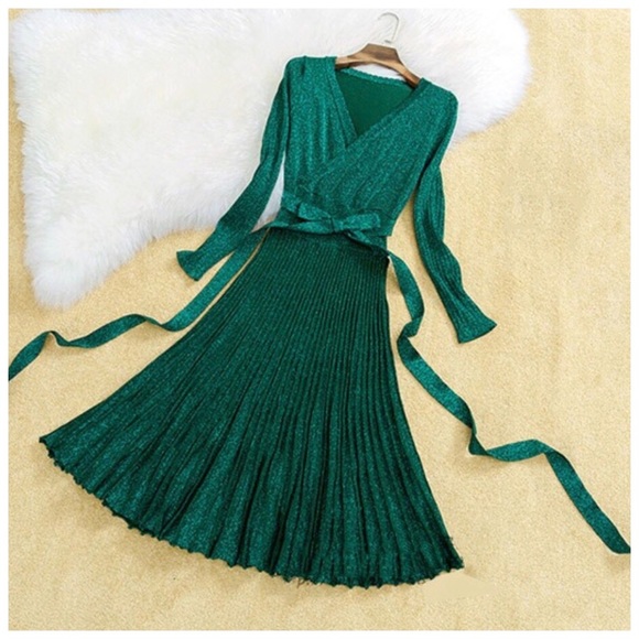 The CERI Metallic Stretch Wrap Dress - Picture 7 of 8